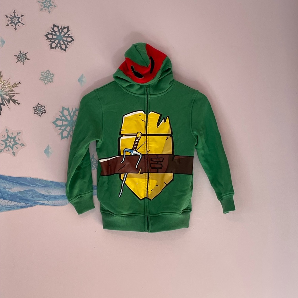 Ninja turtle hooded sweatshirt. Size 6/7